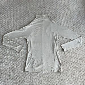 Lululemon mock neck long sleeve